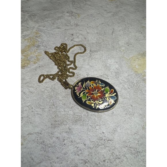 Vintage Cloisonne Style Floral Necklace with Gold Tone Chain. - Picture 3 of 7